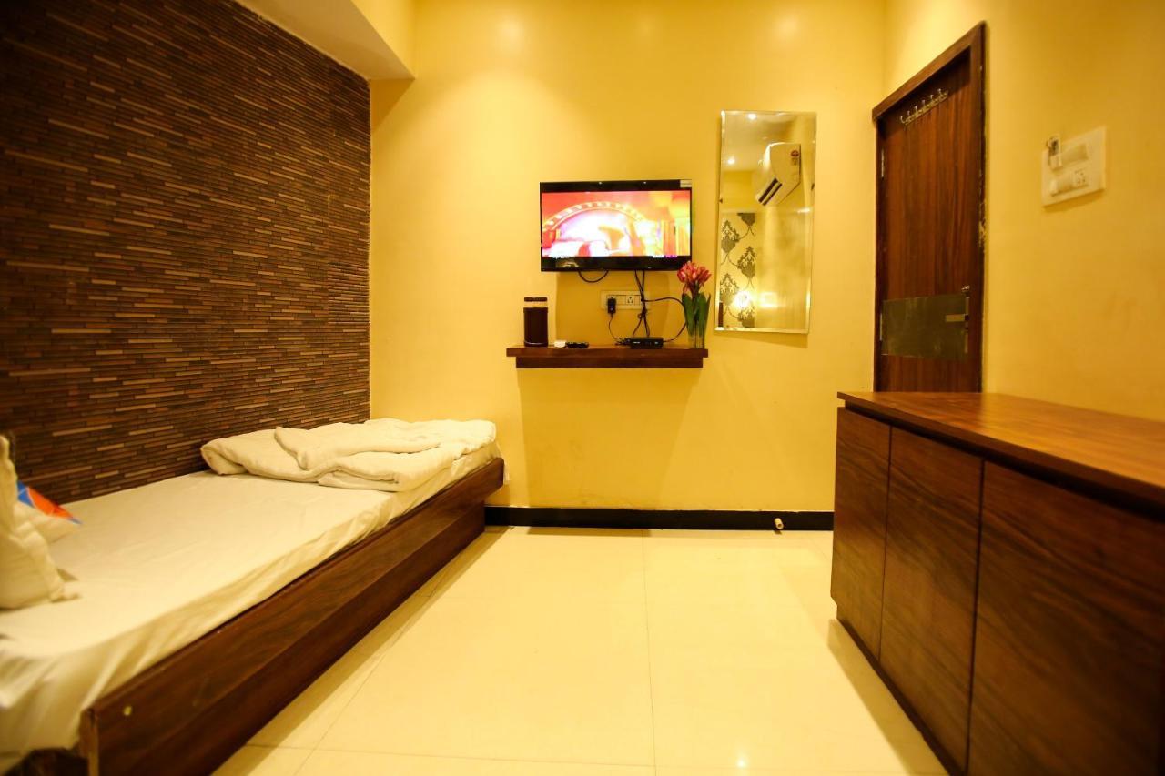 Garden Creek Residency - Near To Mumbai International Airport酒店 外观 照片